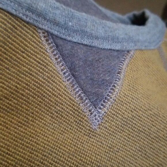 Tommy Bahama men's long sleeve top Medium - Picture 9 of 9